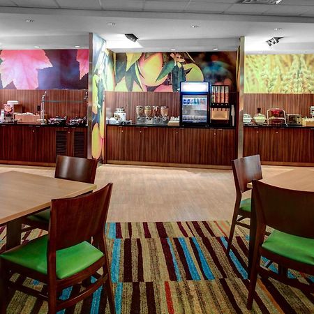 Fairfield Inn & Suites By Marriott Lansing At Eastwood מראה חיצוני תמונה