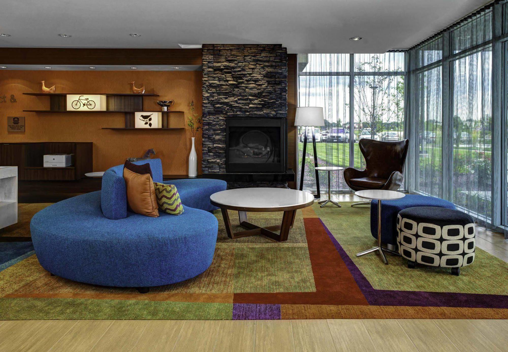 Fairfield Inn & Suites By Marriott Lansing At Eastwood מראה חיצוני תמונה