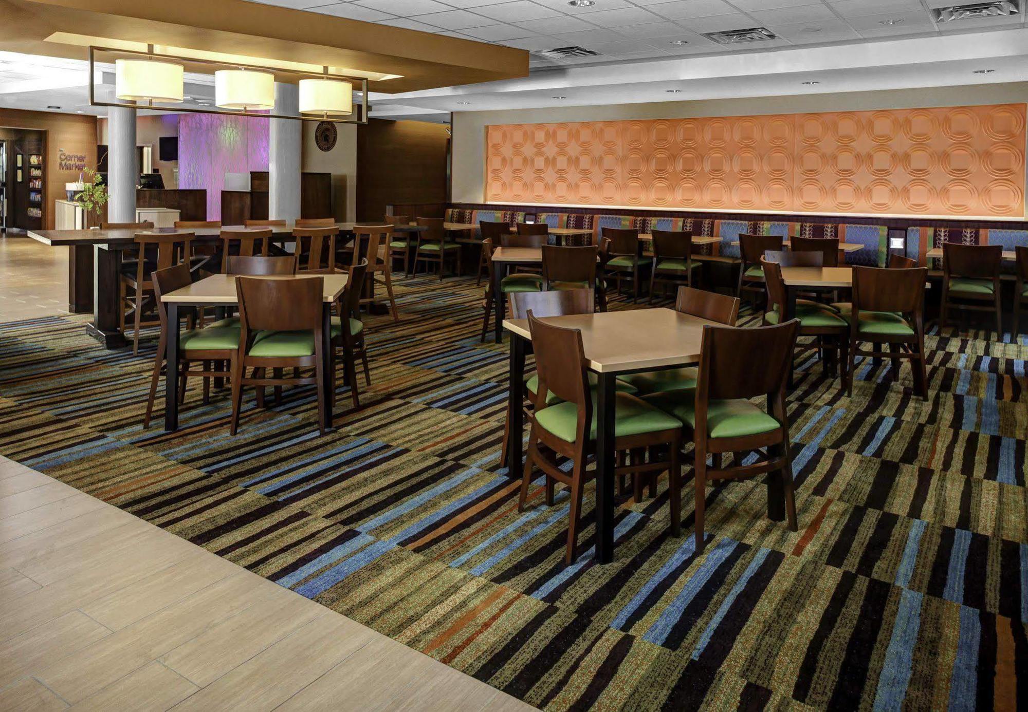 Fairfield Inn & Suites By Marriott Lansing At Eastwood מראה חיצוני תמונה